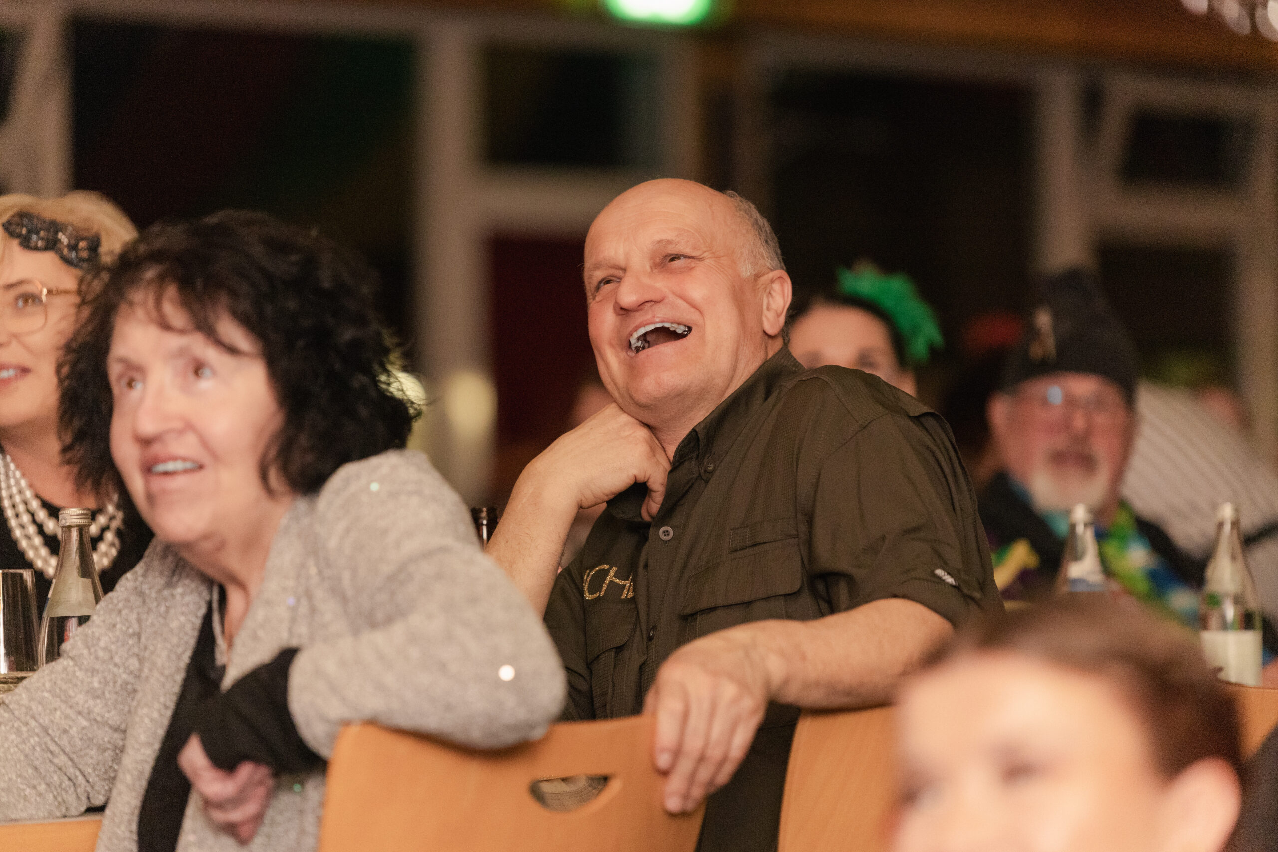 2026_02_06_Fasching_LOKAL_Einzug_Publikum-31